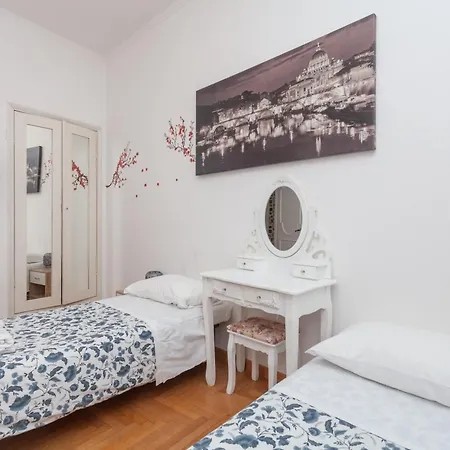 Apartment Pellegrino Piazza Navona